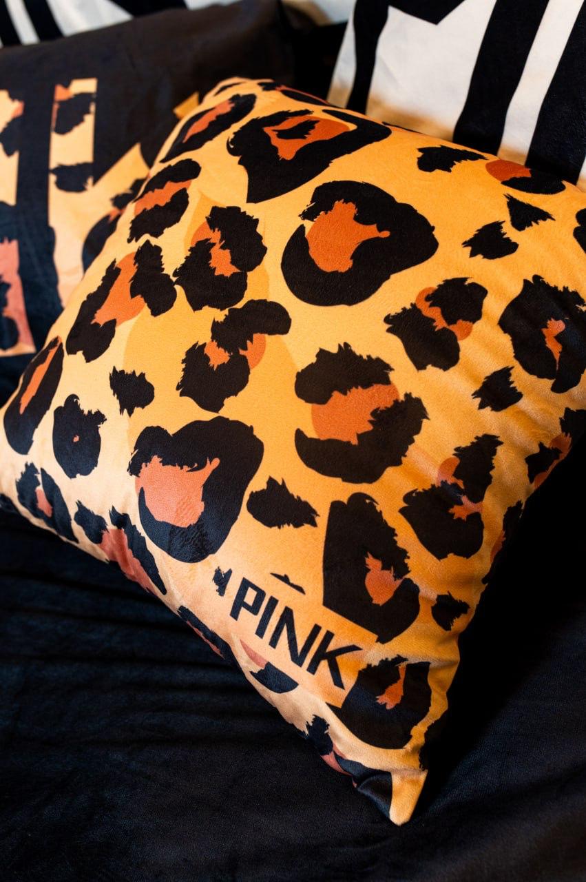 Pink Chita Brown Duvet - Image 5