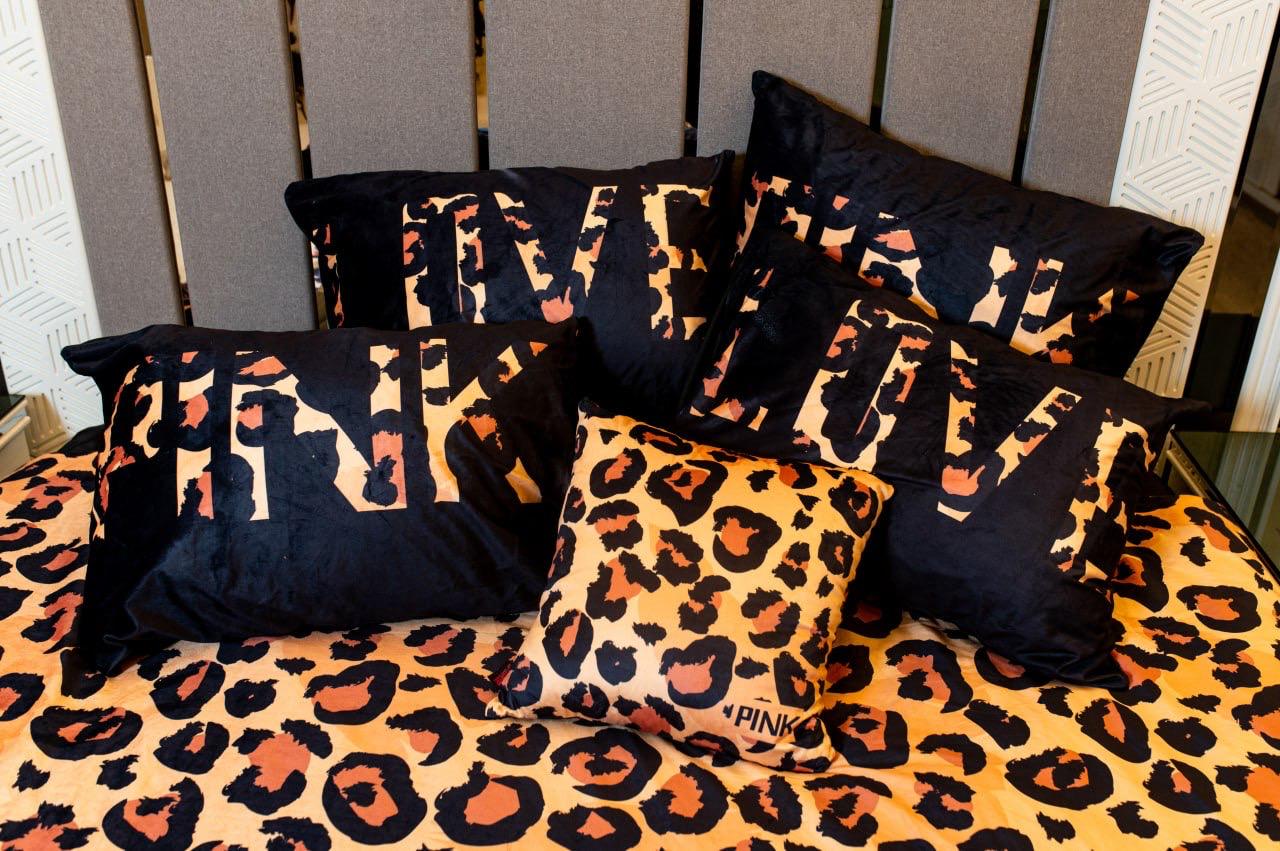 Pink Chita Brown Duvet - Image 4