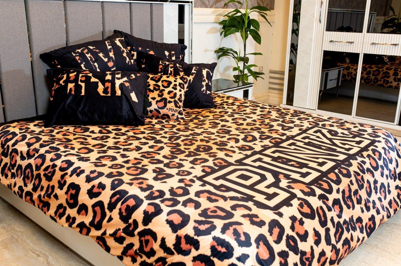 Pink Chita Brown Duvet - Image 3