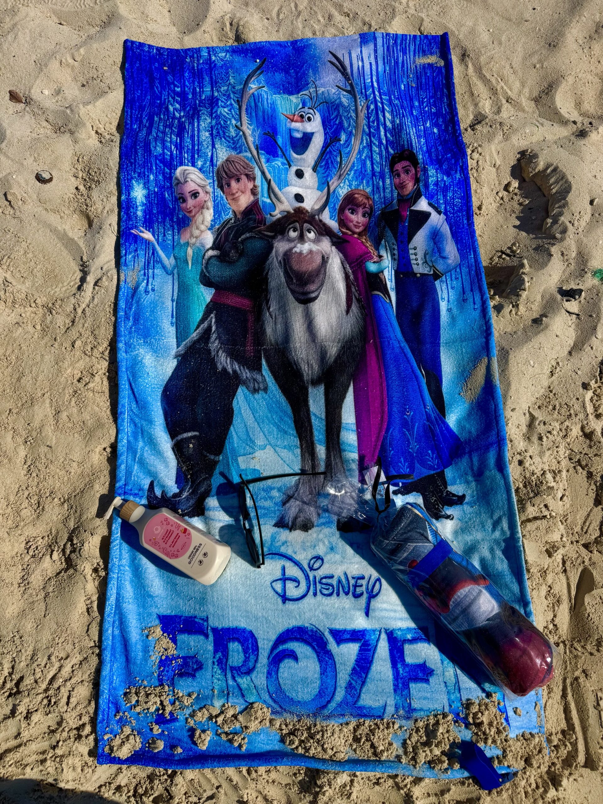 Frozen Kids beach towel